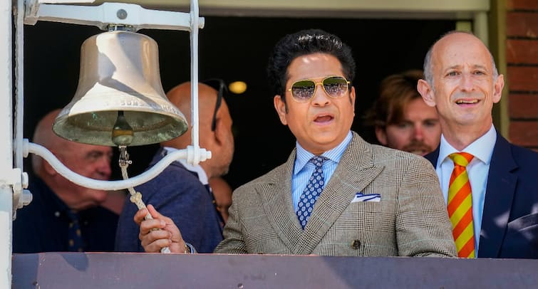 How Much Pension Do Legends Like Sachin Tendulkar & Sehwag Get From BCCI How Much Pension Do Legends Like Sachin Tendulkar & Sehwag Get From BCCI?