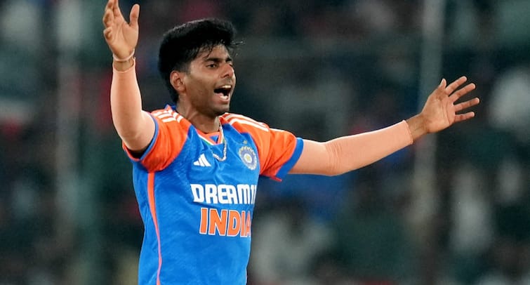 Injury Storm Hits Indian Cricket three Players Undergo Surgery RCB Captain Injured Injury Storm Hits Indian Cricket: 3 Players Undergo Surgery, RCB Captain Injured