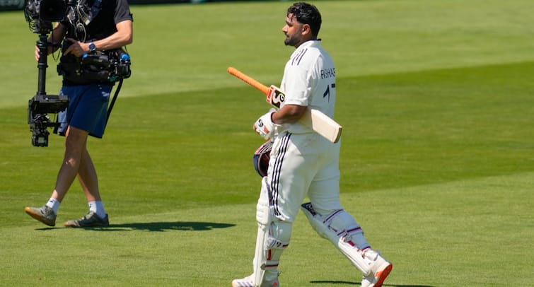 Sunil Gavaskar Slams England Short Ball Tactics Against Injured Rishabh Pant Sunil Gavaskar Slams England