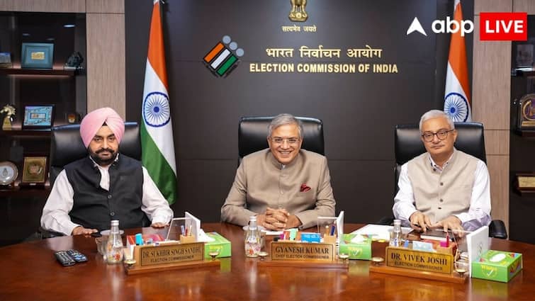 ECI Cites Article 326 Amid Bihar Voter List Revision Controversy Reaffirms Universal Suffrage ECI Cites Article 326 Amid Bihar Voter List Revision Controversy, Reaffirms Universal Suffrage