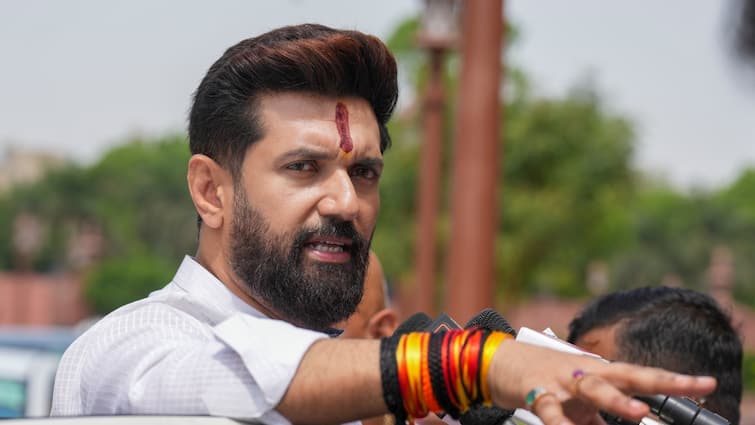 'मुझे बम के साथ उड़ाने की साजिश': चिराग पासवान बिहार के चुनावों से पहले बड़ा दावा करता है
