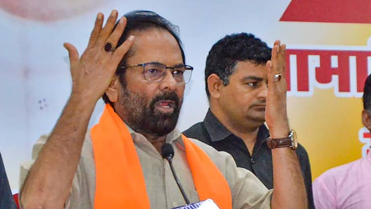 Naqvi Defends Voter Roll Drive In Bihar Slams Opposition’s Fear Politics backs EC SIR drive in Bihar Naqvi Defends Voter Roll Drive In Bihar, Slams Opposition’s Fear Politics