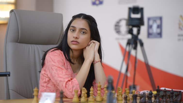 Divya Deshmukh Crowned Champion Womens Chess World Cup Final Winner grandmaster koneru humpy FIDE Women