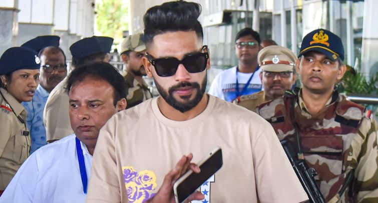 Mohammad Siraj BCCI Salary Net Worth What is Siraj income earnings Mohammad Siraj