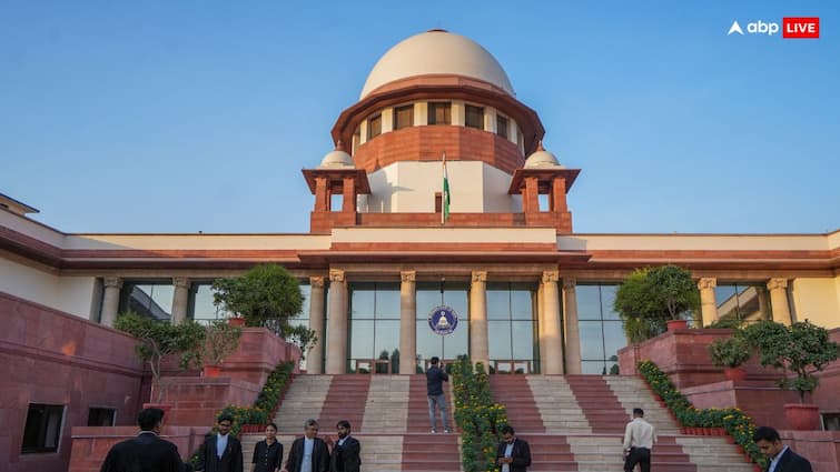 Supreme Court Says Bihar SIR Is Voter-Friendly Electoral Rolls Cannot Be Static bihar voter list revision Supreme Court Backs EC