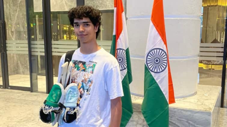India Young Ice Star Eklavya Jagal Scripts History With Double Bronze At Asian Open Short Track Trophy 2025 Eklavya Jagal Wins Double Bronze At Asian Open Short Track Trophy 2025