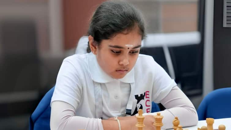 bodhana-sivanandan-youngest-female-beats-gm Meet Bodhana Sivanandan, Youngest Chess Prodigy Of Indian Descent Who Defeated Grandmaster Pete Wells