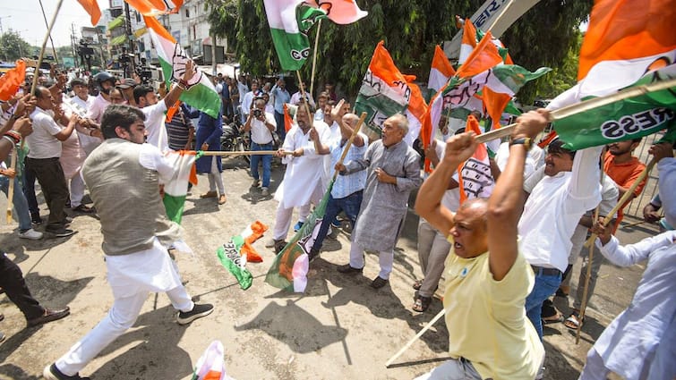 PM Modi Abuse Row Rahul Gandhi Reaction Over Patna Violence Congress BJP Workers 