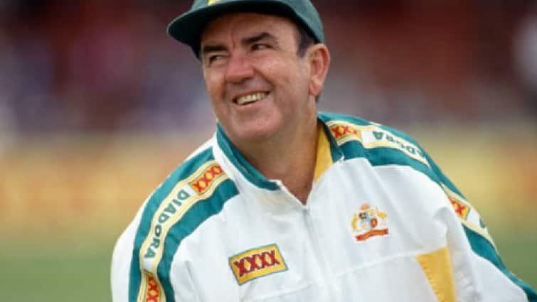 Former Captain And Coach Bob Simpson, Australian Cricket Legend, Passes Away At 89 Former Captain And Coach Bob Simpson, Australian Cricket Legend, Passes Away At 89
