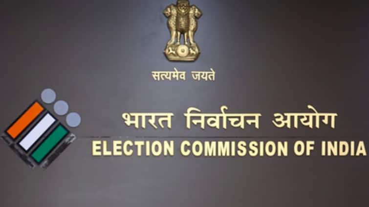 ECI Slaps Notice On Muzaffarpur Mayor Over Dual Voter ID Allegations ECI Issues Notice To Muzaffarpur Mayor Nirmala Devi, Kin Over Dual Voter ID Allegations