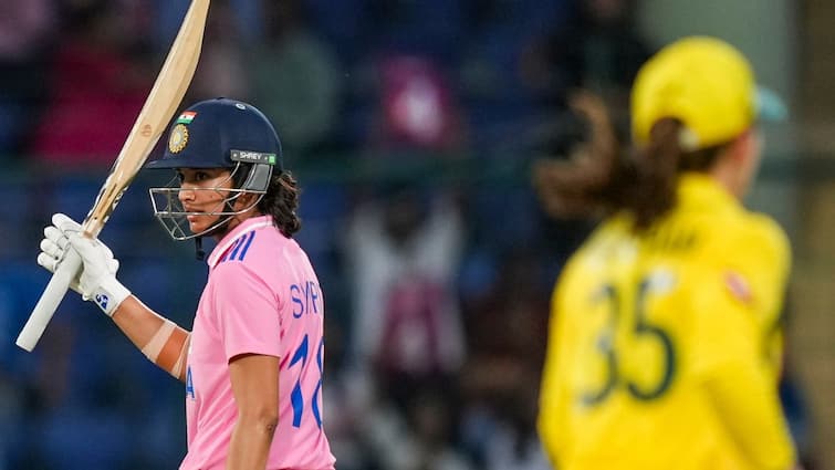 India Vs Australia Womens ODI Smriti Mandhana Record Ton in Vain Australia Defeats India 2-1 Mandhana