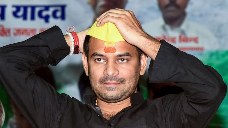 PM Modi Abuse Row Tej Pratap Yadav Demands Jail for Those Who Insulted PM Modi Mother Tej Pratap Yadav Demands Jail for Those Who Insulted PM Modi’s Mother, Warns of Protest Against RJD MLA
