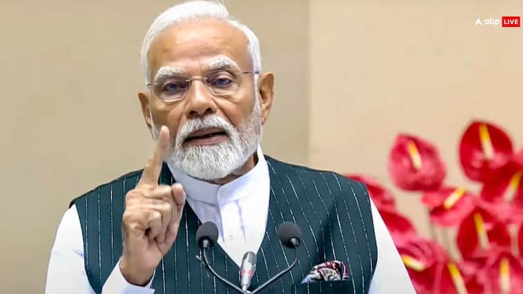 Bihar Election PM Modi Alleges Mother Abused By Congress-RJD Alliance 