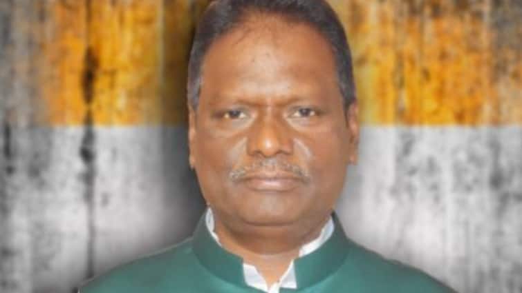 JD (U) MP Ajay Kumar Mandal Resigns From Post Ahead Of Bihar Assembly Elections JD (U) MP Ajay Kumar Mandal Resigns From Post Ahead Of Bihar Assembly Elections