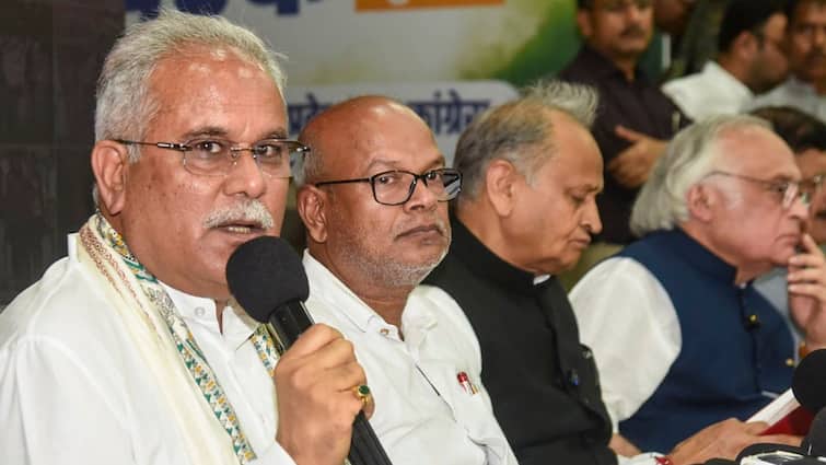 Bihar Elections Congress Releases 42 Page Charge Sheet Against Nitish Govt Congress Releases 42-Page 
