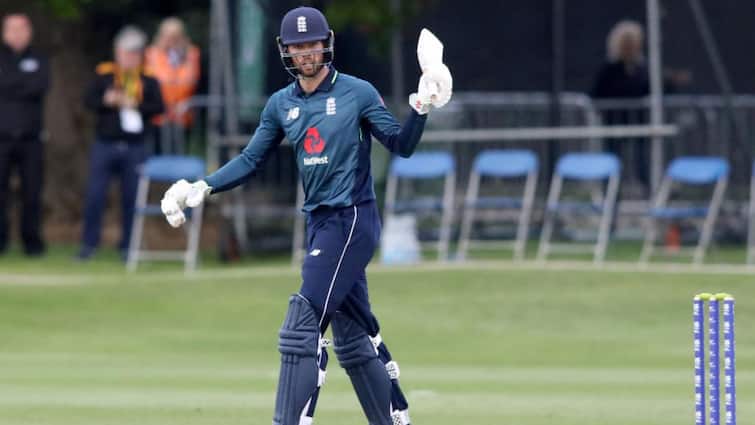 scored a fifty still dropped 5 cricketers who faced the axe after an odi half century Scored a Fifty, Still Dropped! 5 Cricketers Who Faced The Axe After An ODI Half-Century