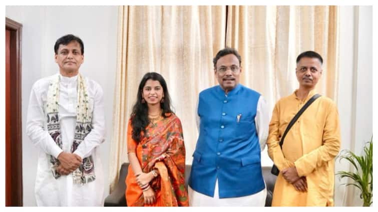 Singer Maithili Thakur To Contest Bihar Polls This Is What The Social Media Star Said Singer Maithili Thakur To Contest Bihar Polls? This Is What The Social Media Star Said