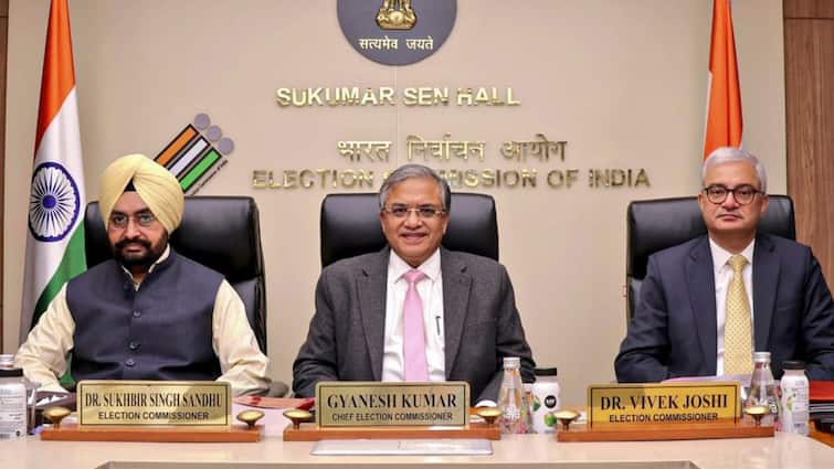 5c43b1e738b26530b27576ed1b87a4761761395716587272_original.jpg Pan India SIR To Begin Soon In A Week These States And UTs To Be Included In First Phase Nationwide SIR To Begin Soon; These States And UTs To Be Included In First Phase