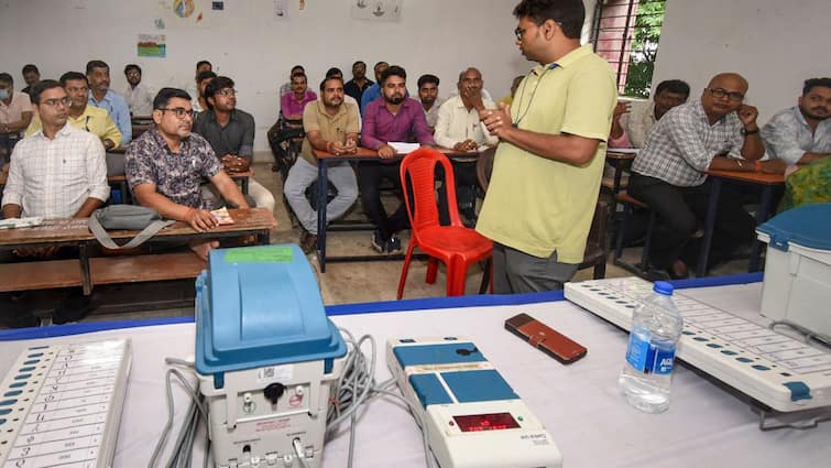 Bihar Elections 2025 ECI Warns Parties Against AI Deepfakes Deploys 8.5 Lakh Officials ECI Warns Parties Against AI Deepfakes, Deploys 8.5 Lakh Officials Ahead Of Bihar Polls