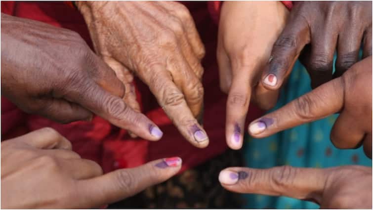 Election Commission To Announce Bihar Assembly Election Dates At 4 PM Today Election Commission To Announce Bihar Assembly Election Dates At 4 PM Today
