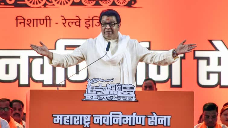 abf814dbb3f4aa4a3114fac7667fc8031761834159695129_original.jpg Maharashtra Raj Thackeray Attacks ECI Calls For Massive Nov 1 Morcha MNS BJP Election Commission