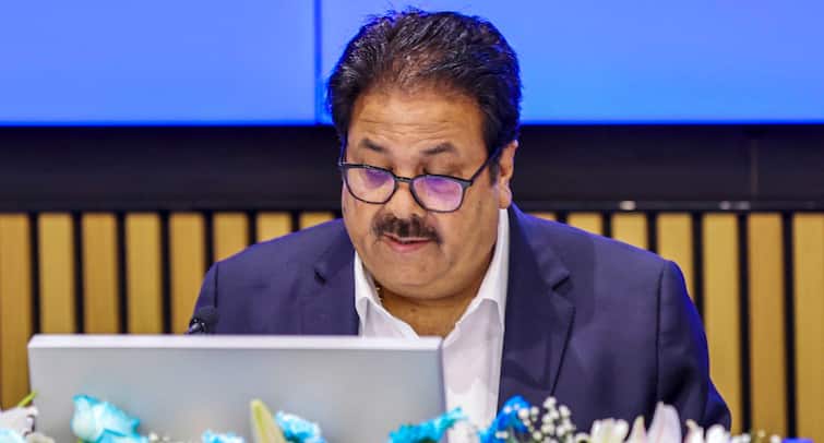 IND A vs AUS A Four Australia Players Fall Ill Kanpur BCCI Reacts Food Poisoning Four Australia A Players Fall Ill In Kanpur; BCCI Reacts To Food Poisoning Reports
