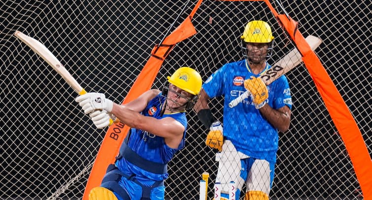 top 3 chennai super kings players who could be released before ipl 2026 auction csk Top 3 Chennai Super Kings Players Who Could Be Released Before IPL 2026 Auction
