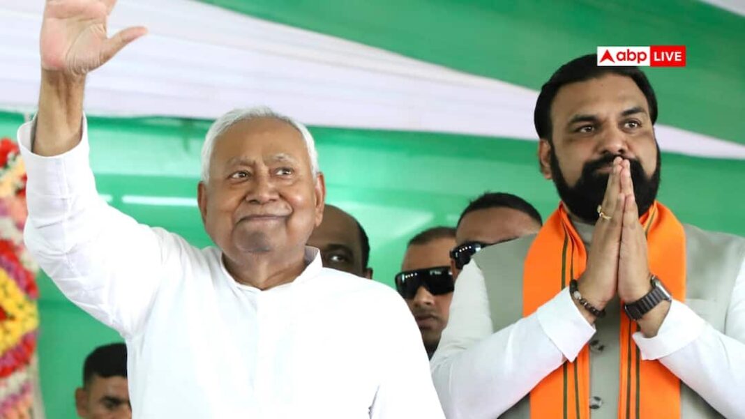 Bihar Exit Polls Chanakaya Strategies NDA Leading Mahagathbandhan Trailing NDA Comfortably Sweeping Majority In Chanakya Strategies Exit Polls