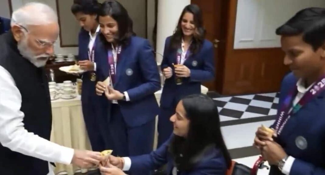 PM Modi Personally Serves Food To Pratika Rawal At Team India Felicitation PM Modi Personally Serves Food To Pratika Rawal At Team India