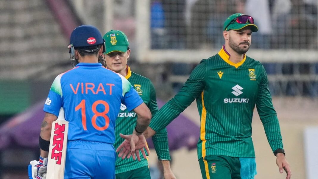 IND vs SA 2nd ODI Proteas Pull Off Stunning Chase Beat India by 4 Wickets To Level Series 1-1 IND vs SA 2nd ODI: Proteas Pull Off Stunning Chase! Beat India by 4 Wickets To Level Series 1-1