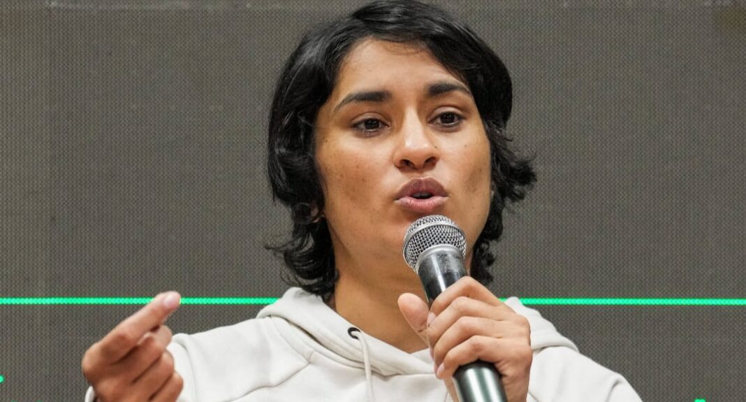 विनेश फोगाट ने संन्यास खत्म किया, पेरिस ओलंपिक में दिल टूटने के बाद कुश्ती में वापसी की
