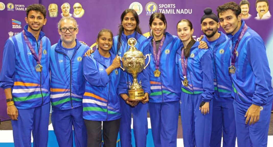 भारत ने रचा इतिहास, साल खत्म होने से पहले जीता विश्व कप खिताब
