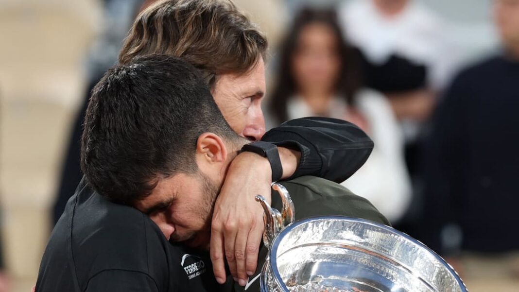 कार्लोस अल्काराज़ ने कोच जुआन कार्लोस फ़रेरो से नाता तोड़ लिया, जिससे सात साल की साझेदारी ख़त्म हो गई
