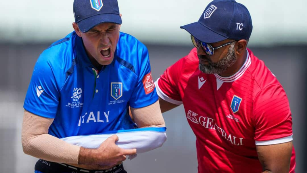 टी20 विश्व कप: कप्तान वेन मैडसेन के कंधे की हड्डी खिसकने से इटली में हड़कंप मच गया
