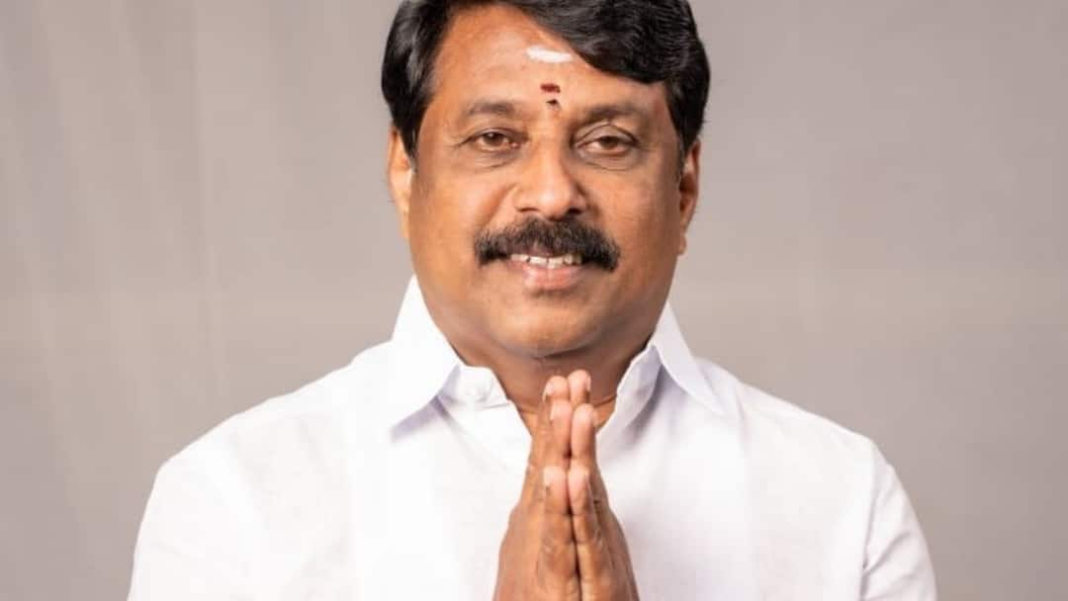 टीएन बीजेपी प्रमुख नैनार नागेंथ्रान ने डीएमके पर केंद्रीय योजनाओं का श्रेय लेने का आरोप लगाया
