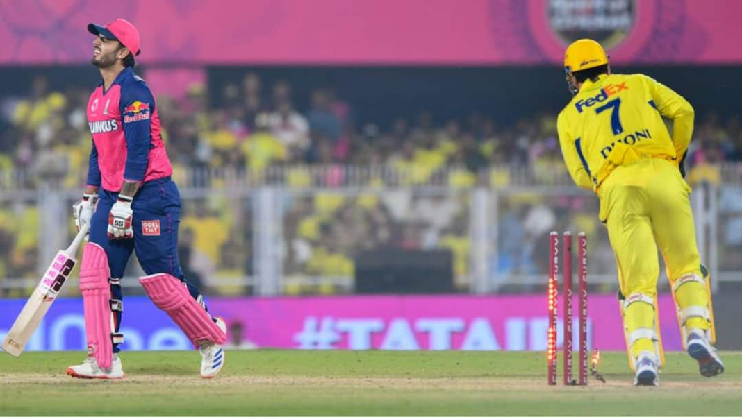 आईपीएल रिकॉर्ड्स: सबसे ज्यादा बार आउट होने वाले टॉप 5 विकेटकीपर, फीट एमएस धोनी
