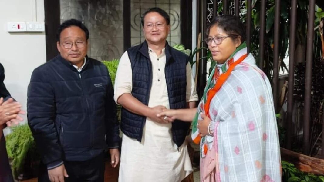 टिकट न मिलने के बाद असम बीजेपी की नंदिता गारलोसा कांग्रेस में शामिल हो गईं, हाफलोंग से चुनाव लड़ेंगी
