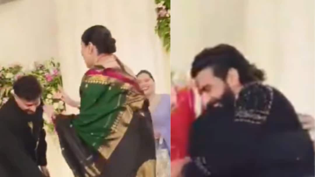 देखें: शादी के रिसेप्शन में कुलदीप यादव ने छुए रवींद्र जड़ेजा के पैर
