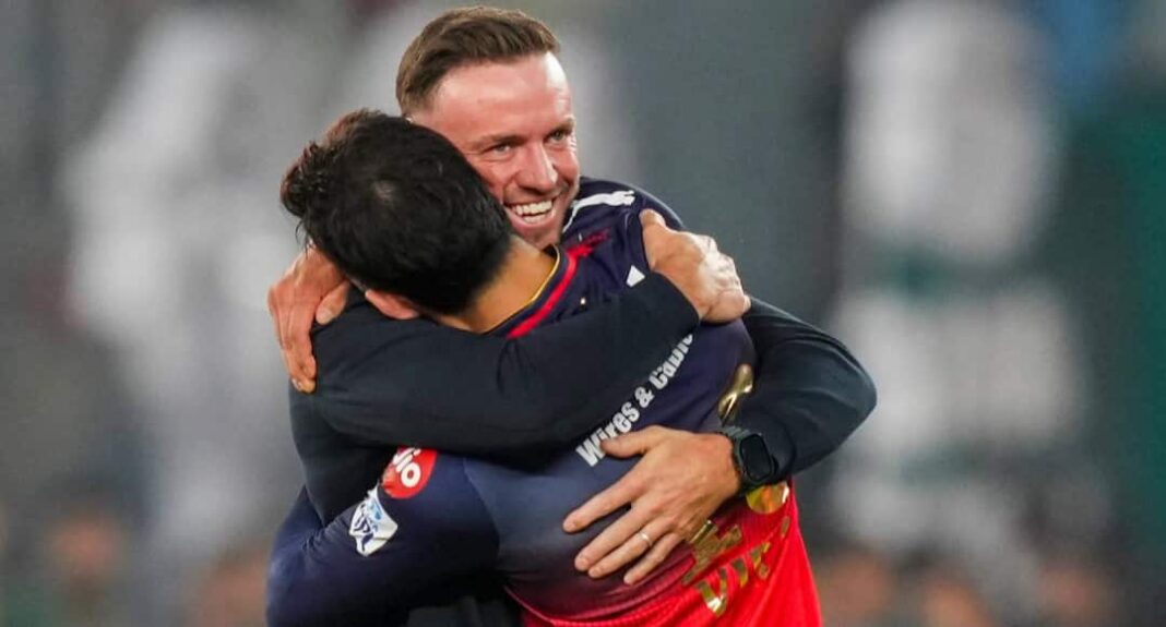 विराट कोहली या क्रिस गेल नहीं! एबी डिविलियर्स ने टी-20 के महानतम खिलाड़ी का नाम बताया
