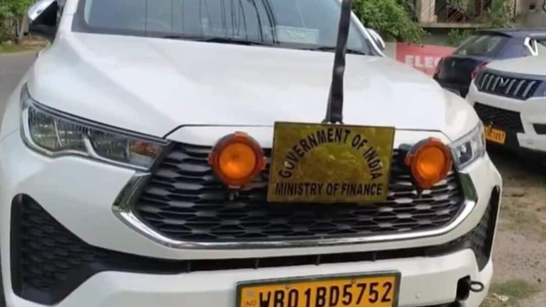 बंगाल में दूसरे चरण के मतदान से पहले पीडीएस 'घोटाले' में ईडी ने कोलकाता, बर्दवान और हाबरा में 9 स्थानों पर छापे मारे
