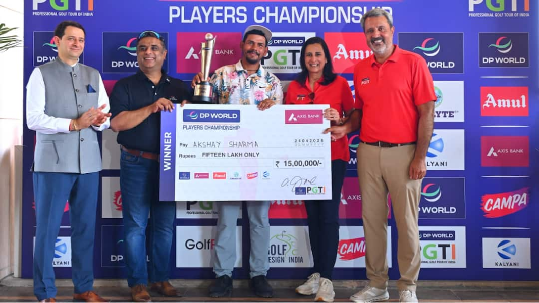 अक्षय शर्मा ने डीपी वर्ल्ड प्लेयर्स चैंपियनशिप में रोमांचक जीत के साथ पांच साल का खिताबी सूखा खत्म किया

