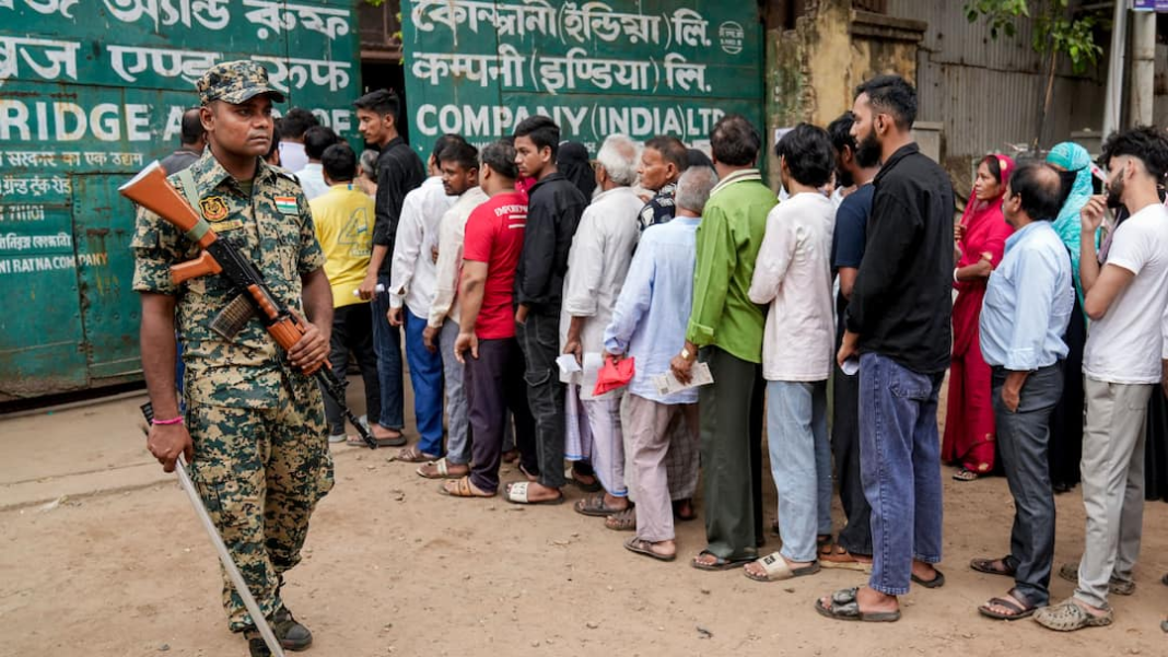 बंगाल में पुनर्मतदान? EC को मिलीं 77 ईवीएम छेड़छाड़ की शिकायतें, आज हो सकता है फैसला
