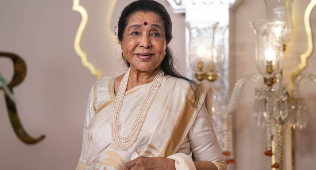 जब आशा भोंसले ने ब्रेट ली के साथ गाना गाया: यह कैसे हुआ
