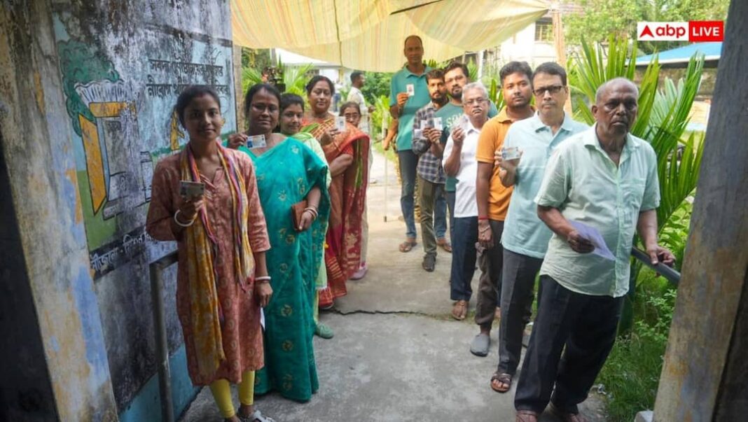 EC ने बंगाल के 15 बूथों पर दोबारा मतदान का आदेश दिया, डायमंड हार्बर और मगराहाट पश्चिम में दोबारा वोटिंग
