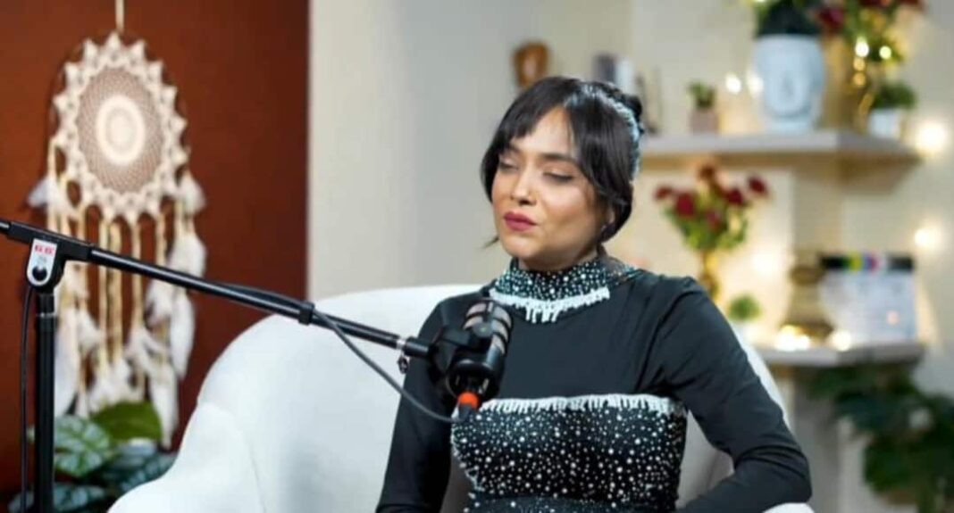 देखें: तारक मेहता फेम अभिनेत्री ने तलाकशुदा होने का दावा किया, आरआर क्रिकेटर ने डीएम में उन्हें बार-बार 'हॉट' कहा
