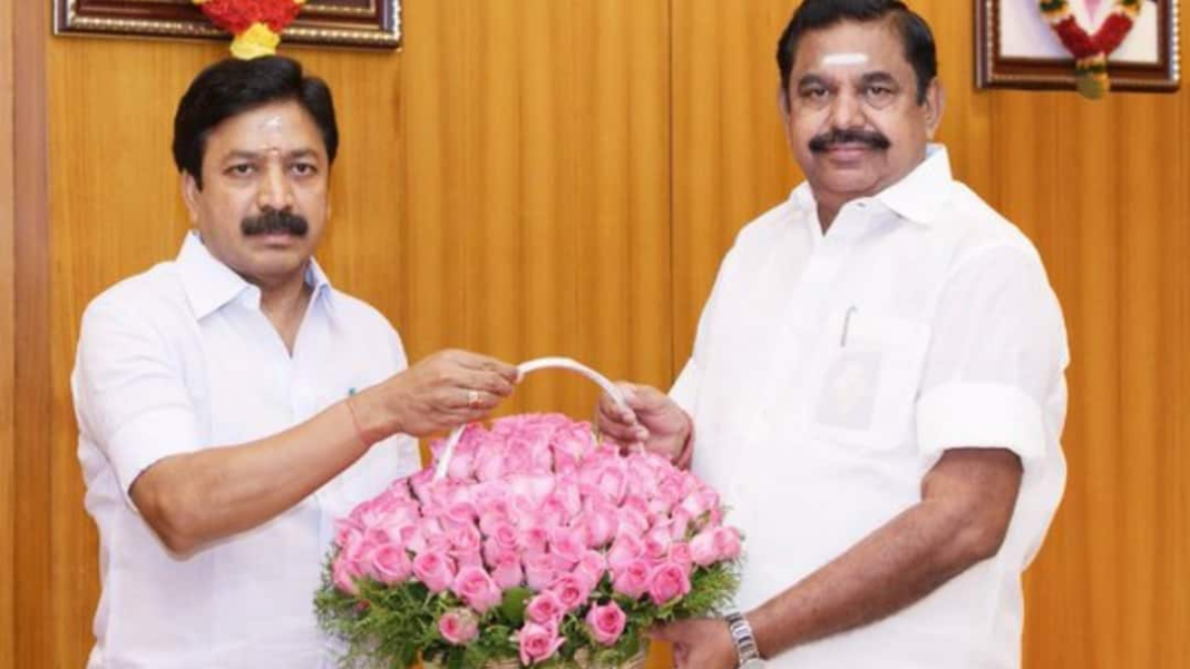 अन्नाद्रमुक कगार पर? आंतरिक उथल-पुथल के बीच 30 से अधिक विधायकों ने विजय की टीवीके के साथ गठबंधन पर जोर दिया
