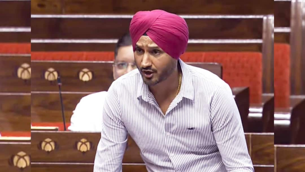 हरभजन सिंह ने रिश्वत लेने वालों का नाम बताने की कसम खाई, आप पर पंजाब से राज्यसभा टिकट बेचने का आरोप लगाया
