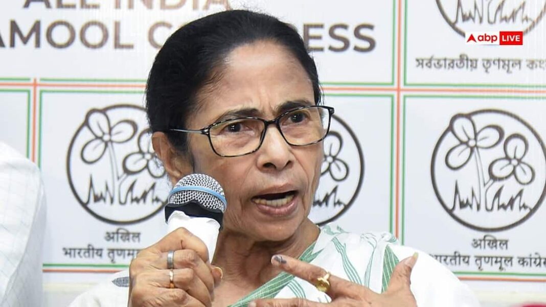 टीएमसी ने चुनाव के बाद ममता की अहम बैठक में 10 विधायकों की अनुपस्थिति पर सफाई दी, कहा कि सभी ने विज्ञापन में सूचित किया था
