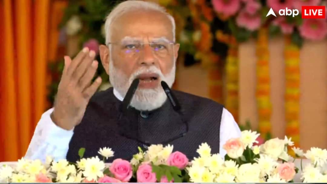 पश्चिम बंगाल में 'कमल' की लहर, बीजेपी ने बहुमत का आंकड़ा पार किया
