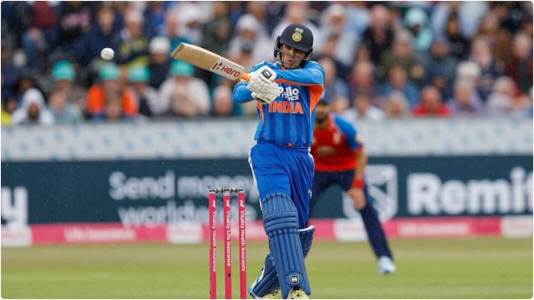 अभिषेक शर्मा ने तोड़ा विश्व रिकॉर्ड: सबसे तेज़ 100 T20I छक्के!
